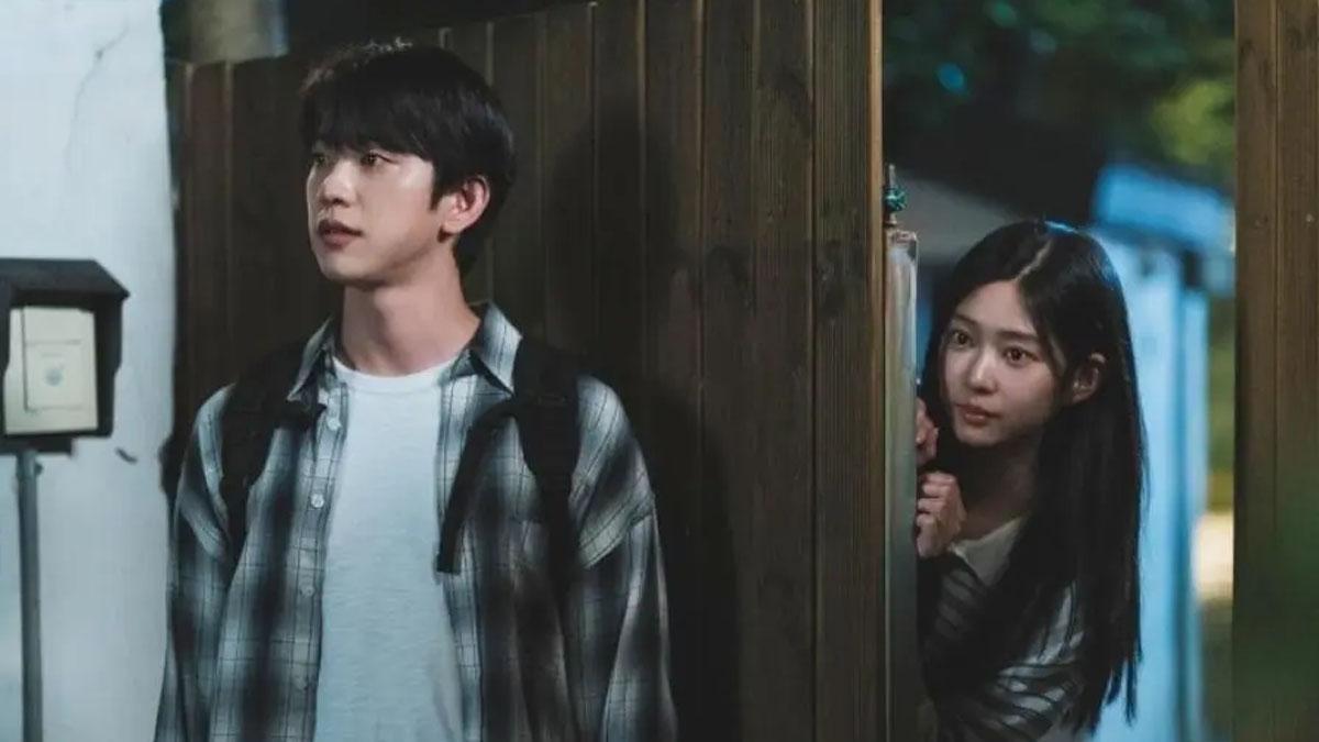 Jin-Young-dan-Kim-Min-Ju-untuk-drama-Korea-Still-Shining.jpg