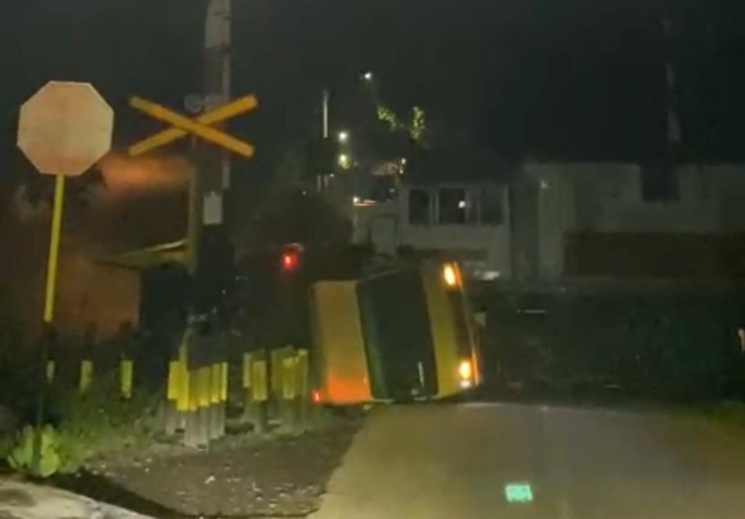 KA Pandanwangi Tabrakan dengan Truk di Banyuwangi