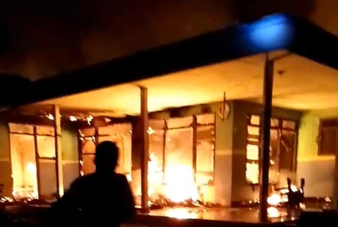 2 Rumah di Bangkalan Ludes Dilalap Api di Penghujung Sahur, Kerugian Mencapai Ratusan Juta Rupiah