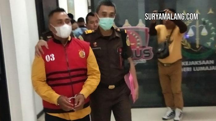 Jaksa Tahan Kepala Desa Krai di Lumajang sebagai Tersangka Korupsi Rp 178 Juta