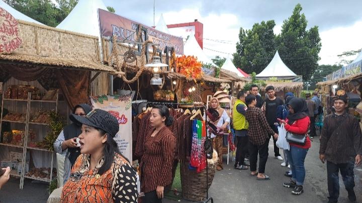 Kepandjen-Djaman-Mbiyen-Stadion-Kanjuruhan-Kabupaten-Malang.jpg