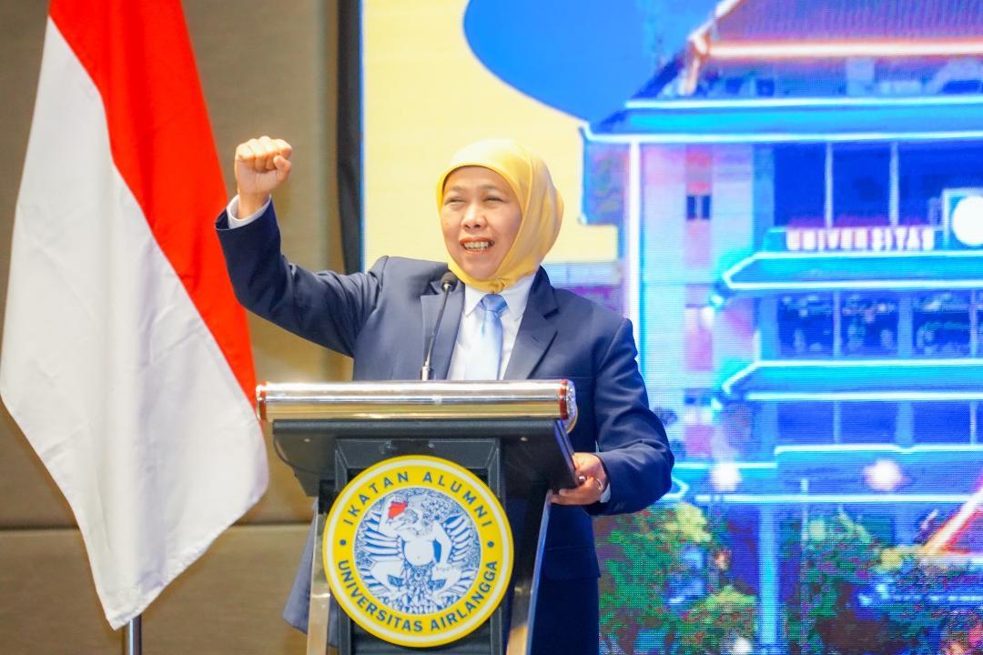 Gubernur Khofifah Terpilih Kembali sebagai Ketua Umum Ikatan Alumni Unair untuk Periode 2025-2030
