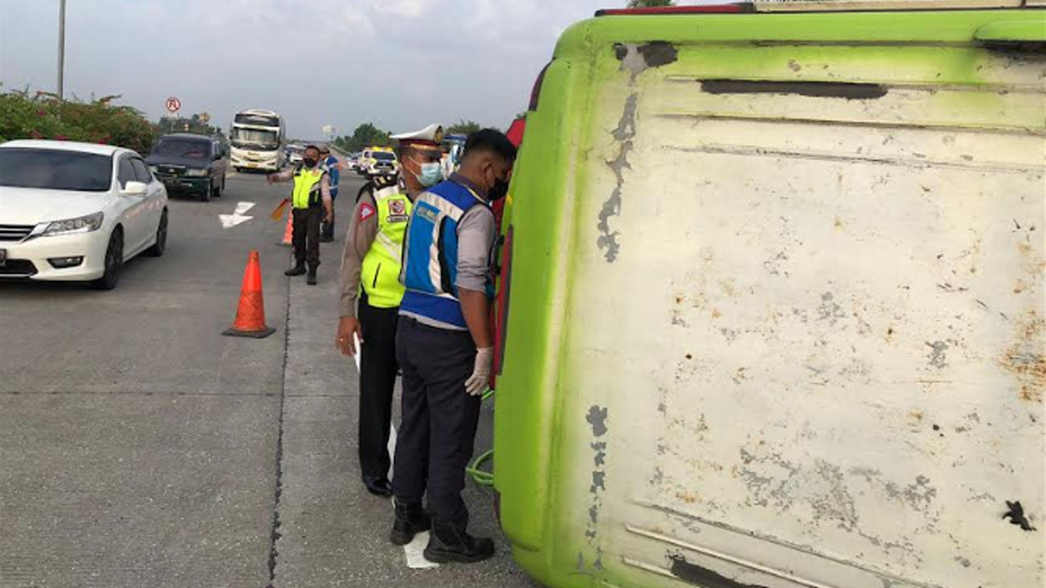 Ini Sosok Sopir Bus Ardiansyah Dalam Kecelakaan Maut di Jalan Tol Sumo, Kernet Atau Sopir Cadangan ?