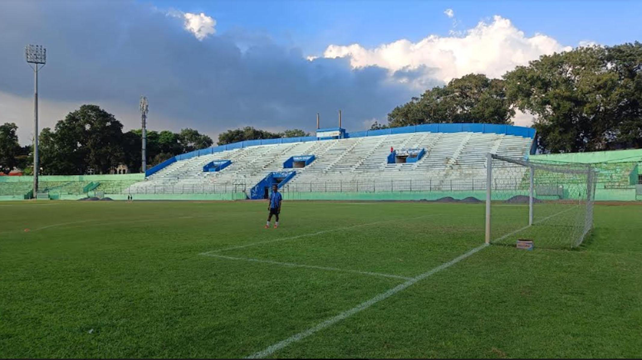 Kondisi-lapangan-stadion-Gajayana-di-Kota-Malang.jpg