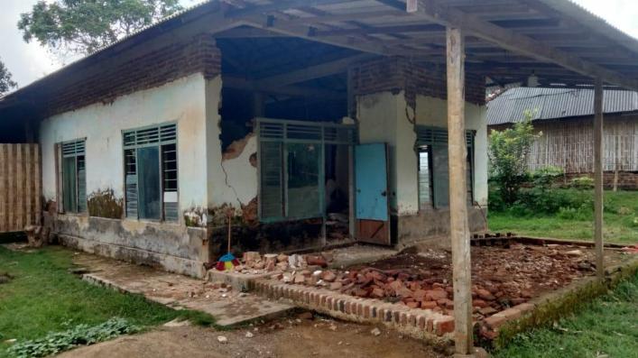 Kondisi-rumah-warga-di-Pulau-Bawean-Gresik-Sabtu-2332024.jpg
