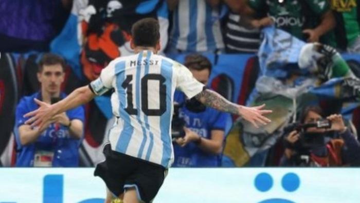 Lionel-Messi-menyumbang-satu-gol-untuk-kemenangan-Argentina-2-0-atas-Meksiko.jpg