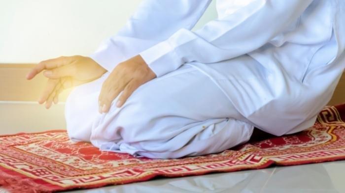 Lirik Sholawat Nuridzati yang Dibaca Setelah Sholat Fardhu, Lengkap Tulisan Latin dan Arab