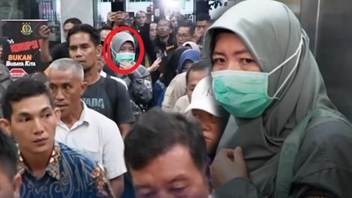 NAMA 20 Kades dan Camat Terjaring OTT Dana Desa Rp 140 Juta, Bupati Lahat Kena Semprot Mendagri