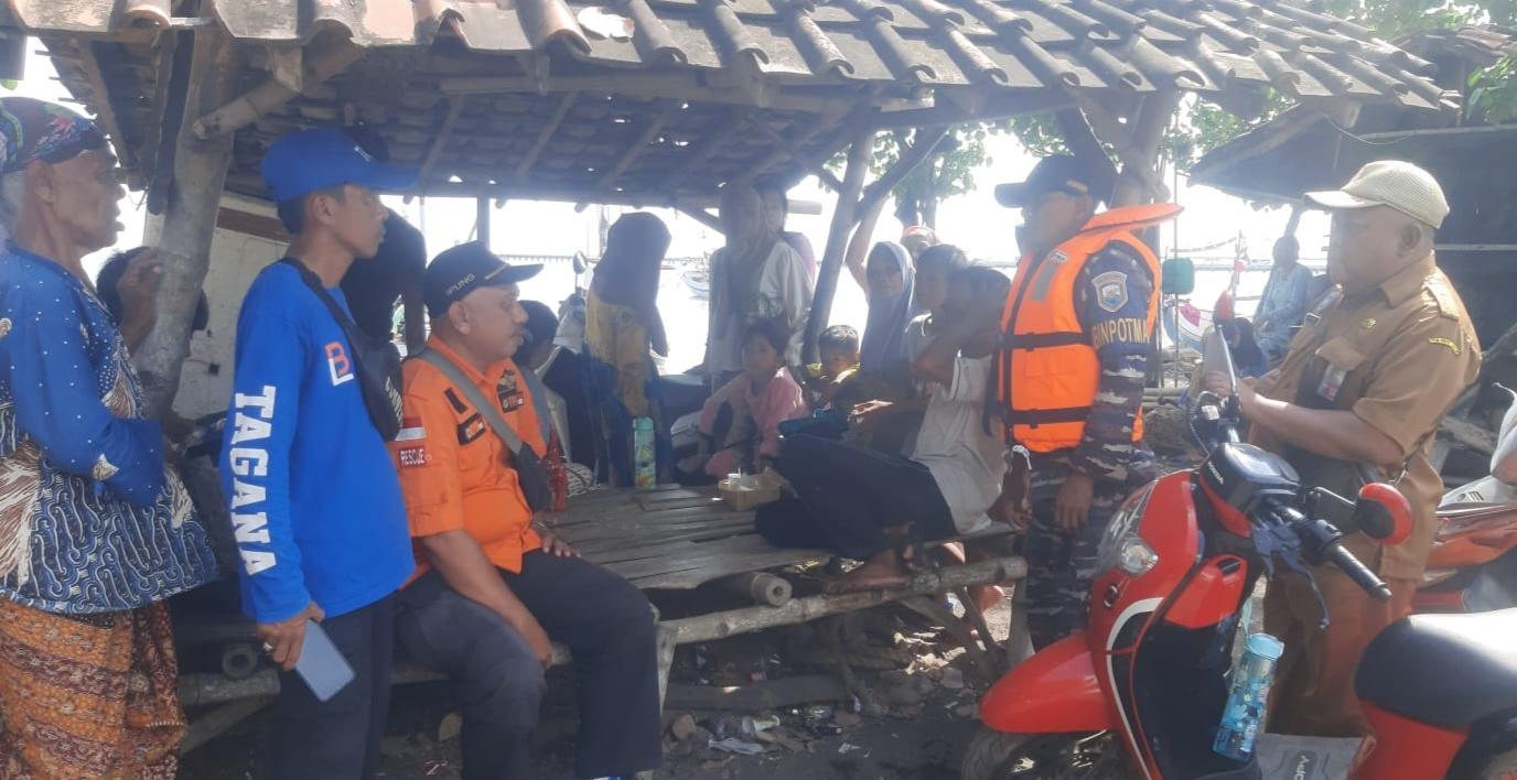 Nelayan Asal Situbondo Dilaporkan Hilang, Terombang-ambing di Laut dan Ditemukan di Perairan Madura