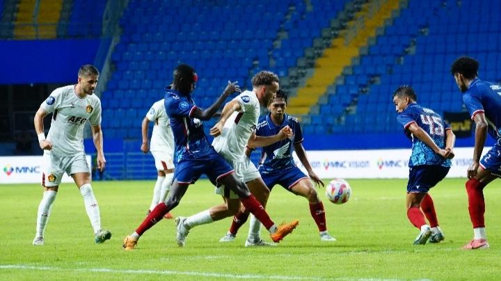 Diwarnai Kartu Merah, Persik Kediri Imbangi PSM Makassar, Marcelo Rospide Puas dengan Kinerja Timnya