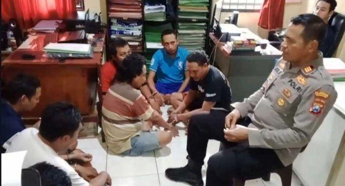 Para-pelaku-curanmor-saat-diinterogasi-petugas-dari-Polsek-Rungkut-Surabaya.jpg