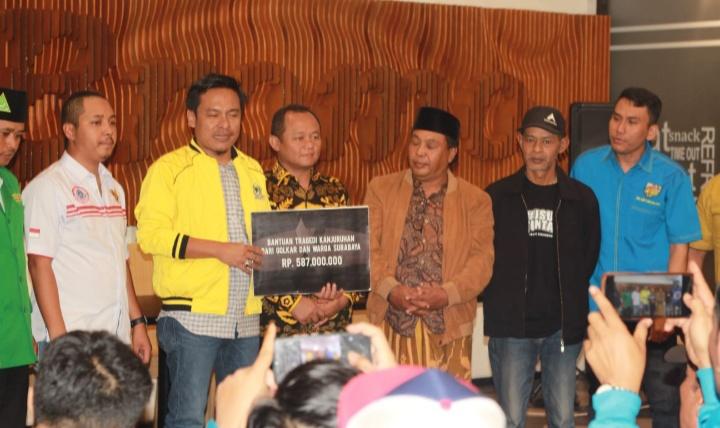 Partai Golkar Jatim Serukan Perdamaian Aremania dan Bonek