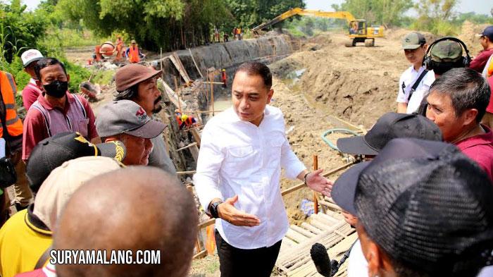 Surabaya Tolak Banjir Kiriman dari Gresik dengan Bangun Tanggul Sepanjang 1,5 Km