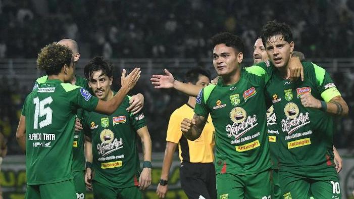 Persebaya-Surabaya-Bali-United-FC-di-Stadion-Gelora-Bung-Tomo-GBT-Surabaya-Sabtu.jpg