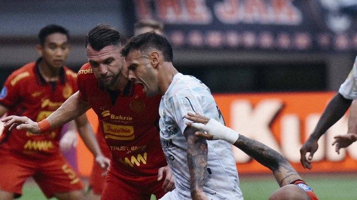 Persija-Jakarta-vs-Persib-Bandung-di-Stadion-Patriot-Candrabhaga-Minggu.jpg