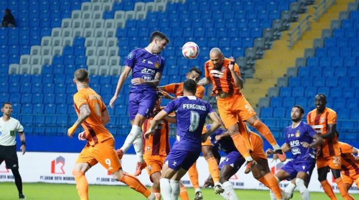 Persik Kediri Pecundangi Tuan Rumah Borneo FC 4-0, Begini Komentar Yusuf Meilana dan Marcelo Rospide