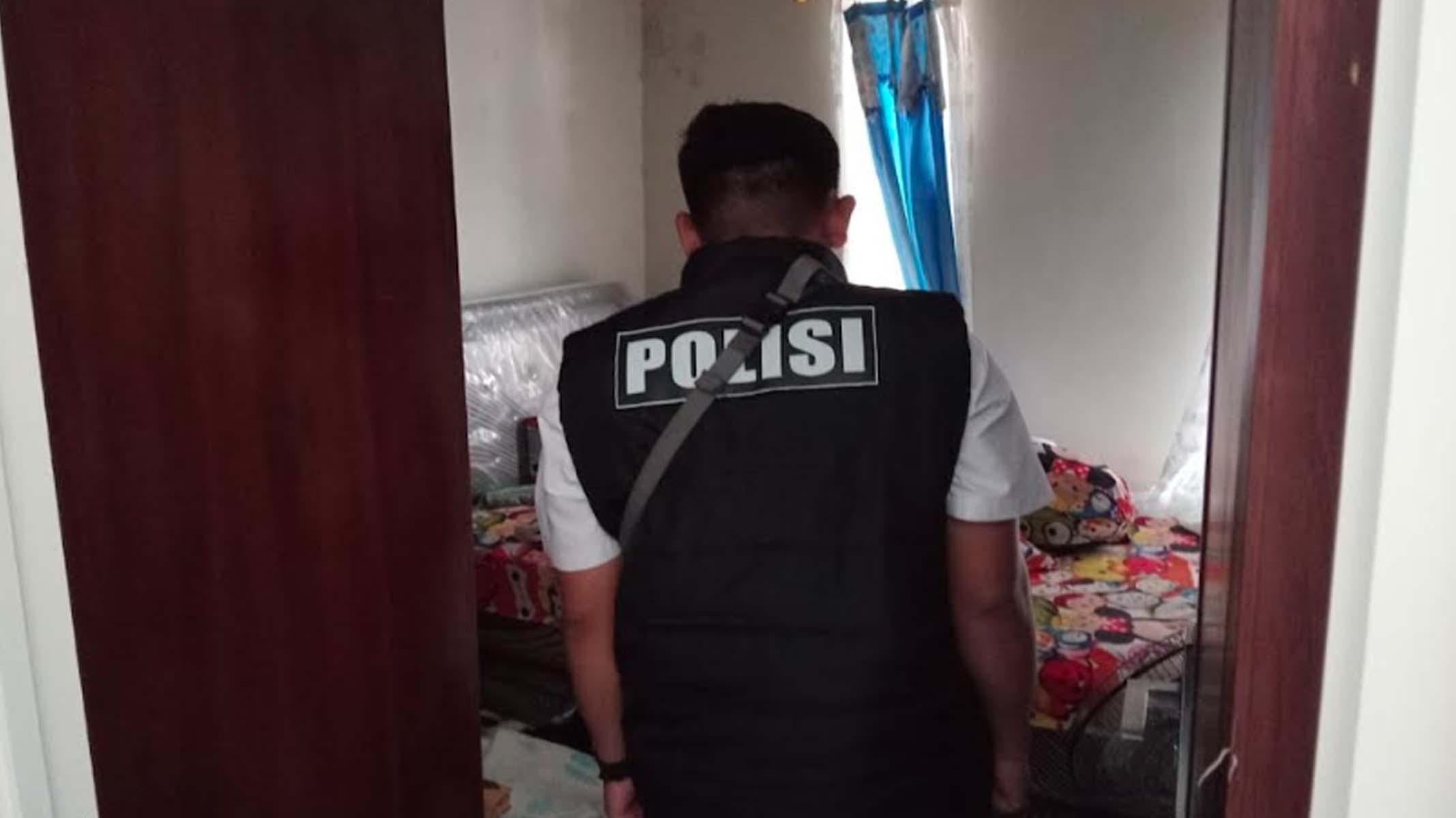 Polisi-TKP-Gresik.jpg