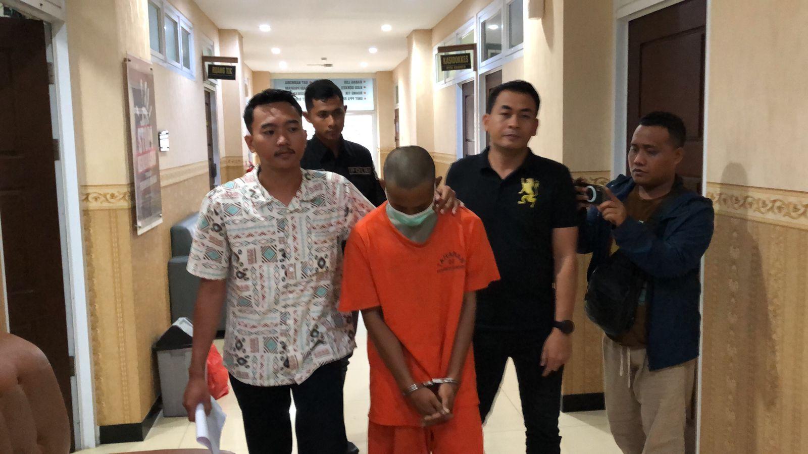 Alasan Polisi Gresik Tangkap Montir Bengkel karena Pacaran dengan Anak Sekolah