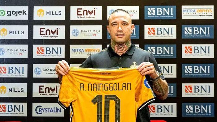 Fakta Radja Nainggolan Direkrut Bhayangkara FC: Nilai Kontrak Selangit Hingga Pilihan Nomor Punggung