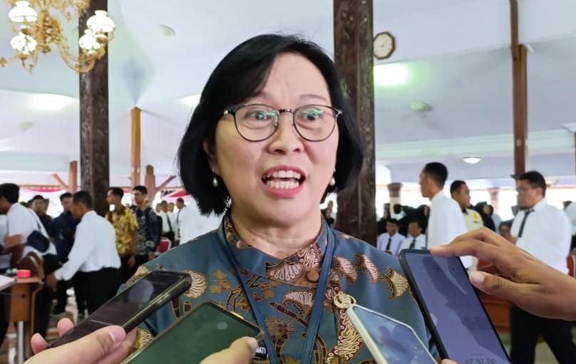 SUPER-FLU-Kepala-Dinkes-Kabupaten-Blitar-Christine-Indrawati.jpg