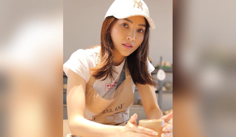 Seperti Mimpi! Pria Ini Berhasil Beli Mobil Rp9 Ribu dari Live Streaming Flash Sale di Shopee Live