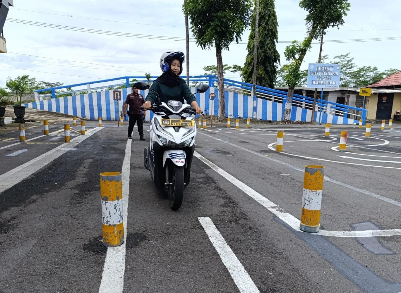Satlantas Polres Blitar Siapkan Petugas untuk Dampingi Pemohon Latihan Ujian Praktik SIM