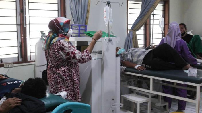 71 Orang di Surabaya Keracunan Massa Seusai Menyantap Hidangan Daging Kurban