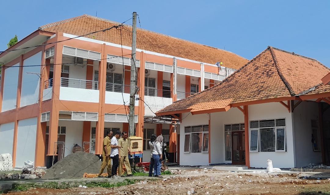 Sekolah-Rakyat-Bangkalan-Gedung-Balai-Diklat-milik-Badan-Kepegawaian-Pemberdayaan.jpg