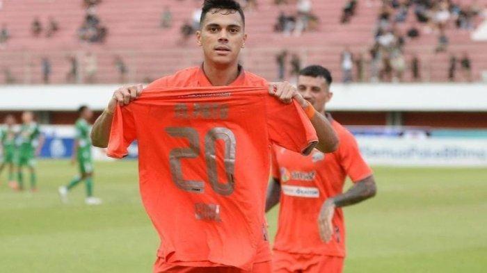 Selebrasi-Pemain-Borneo-FC-Samarinda-Matheus-Pato.jpg