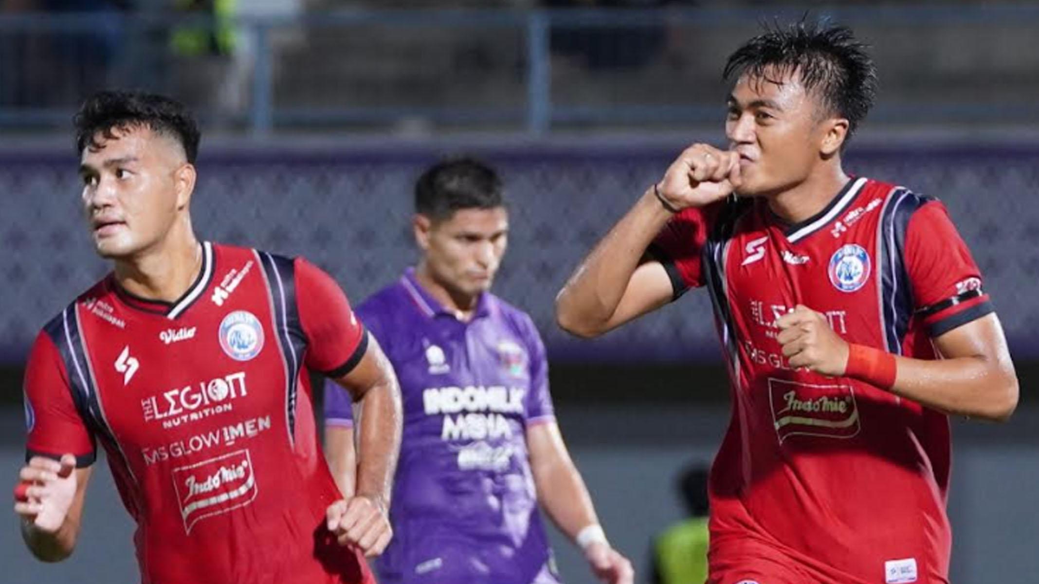 Selebrasi-Rizky-Dwi-arema-Fc-persita.jpg