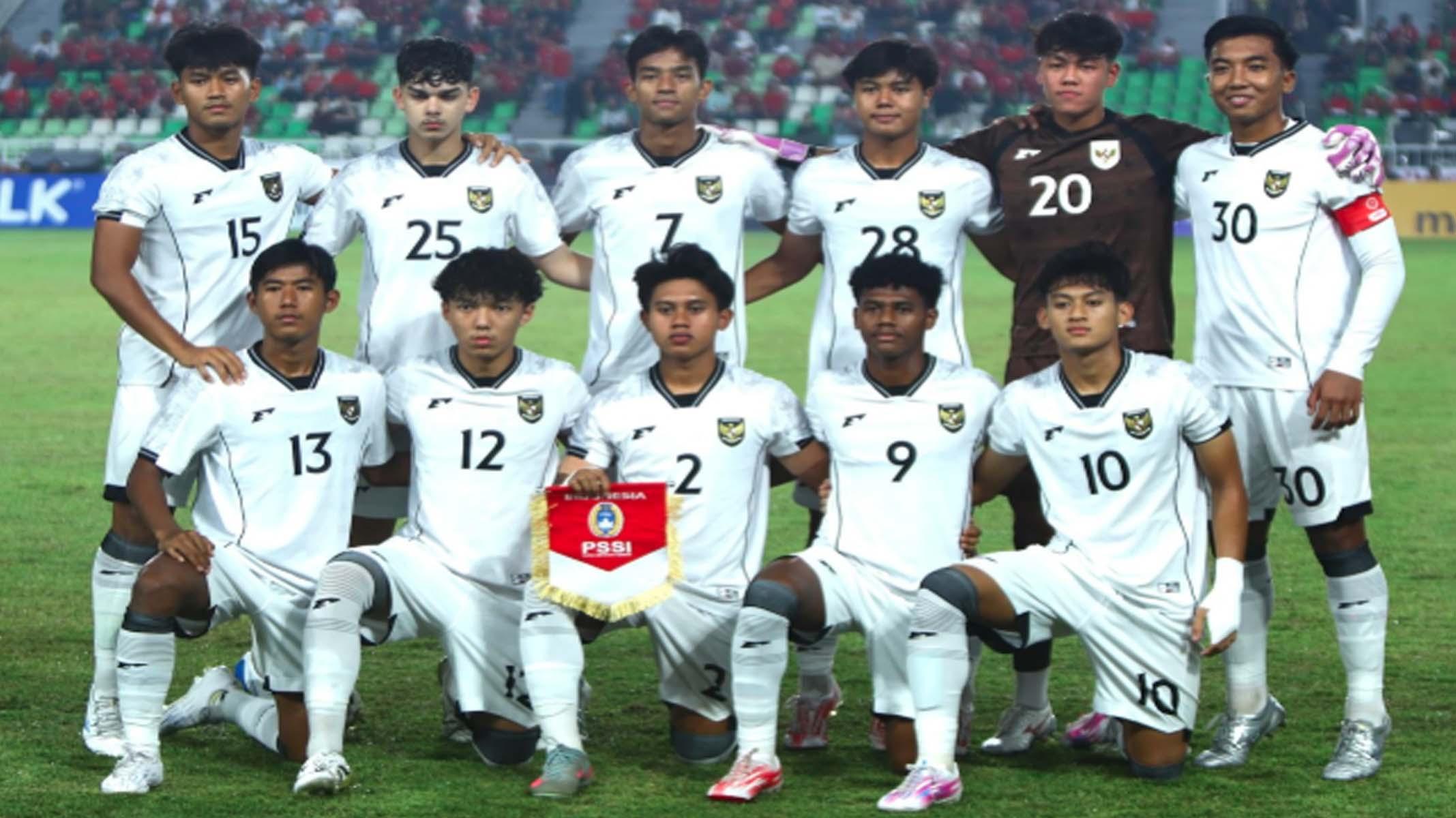 Starting-XI-Timnas-Indonesia-U-17-putih-Piala-Kemerdekaan.jpg