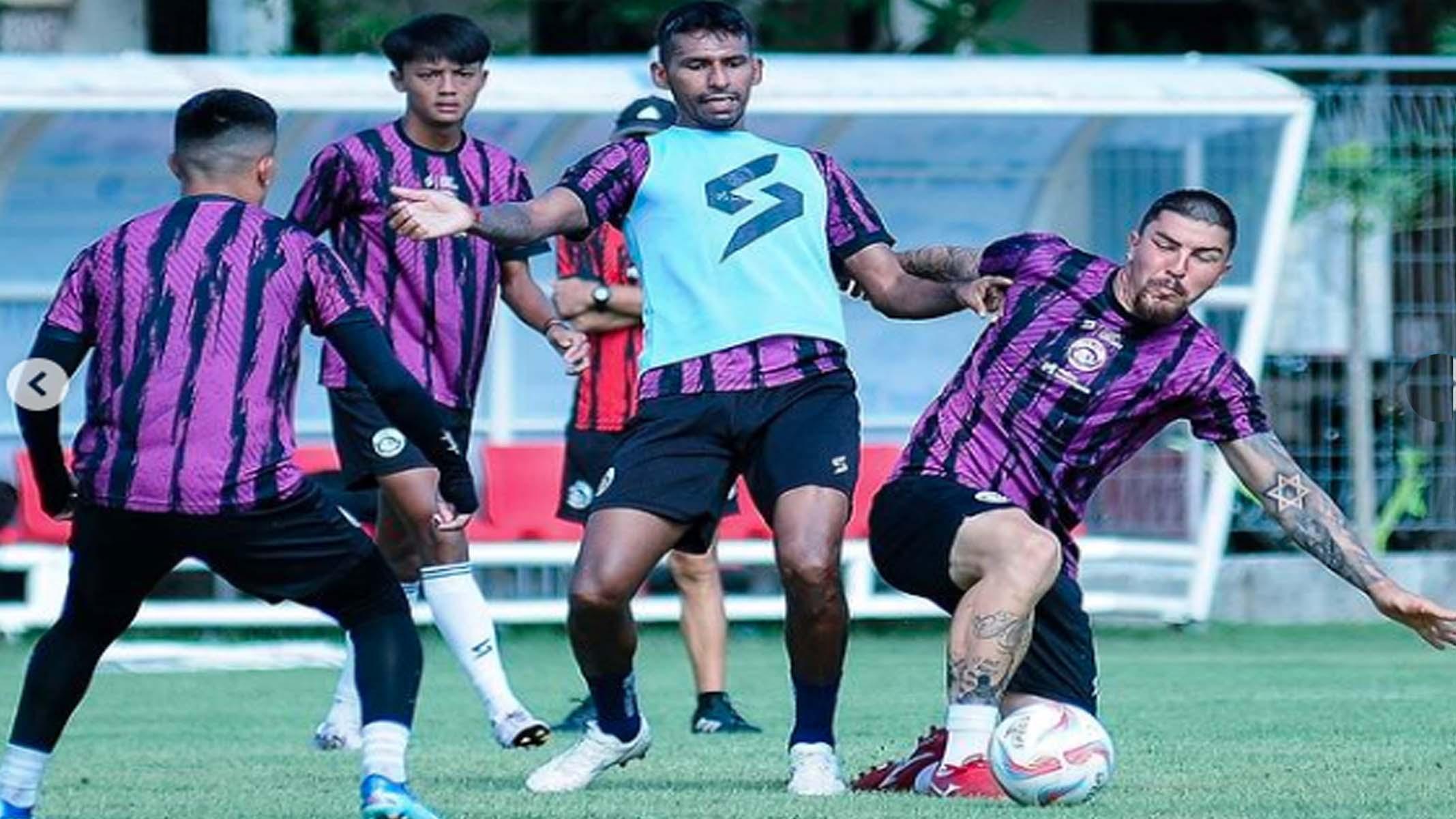 Jadwal Arema FC Vs Persis Solo LIVE di Video, Menunggu Peran Striker Baru Gilbert Alvarez
