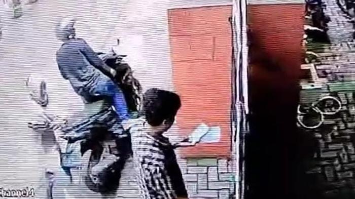 Tangkapan-layar-video-CCTV-saat-korban-ASH-dijebak-oleh-dua-orang-pelaku-untuk.jpg