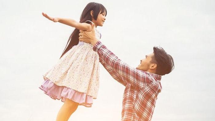 Tingkah Lucu Anak Jual Ayah Seharga Rp 37 Juta Karena Kesal Dimarahi: Yang Berminat Bisa Pencet Bel