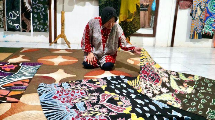 Ketika Bu Risma Terpesona Keindahan Batik Khas Probolinggo: Cantik Sekali, Punya Makna Mendalam
