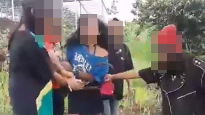 Viral Mahasiswi Dikeroyok 5 Wanita Gegara Tak Terima Diklakson, Dikejar Sampai Masuk Gang