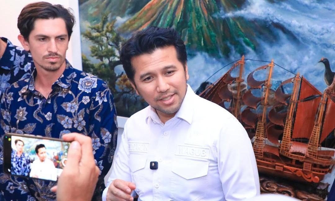 Wakil-Gubernur-Jawa-Timur-Emil-Dardak-memastikan-macetnya-pencairan-dana-operasional-SPPG.jpg
