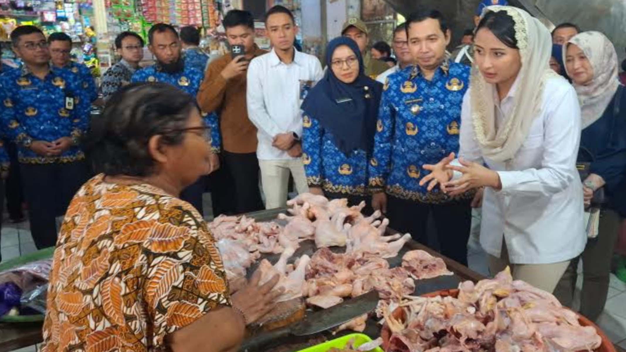 Wamendag Roro Blusukan ke Pasar Besar Kota Madiun, Siap Perbaiki Rantai Distribusi