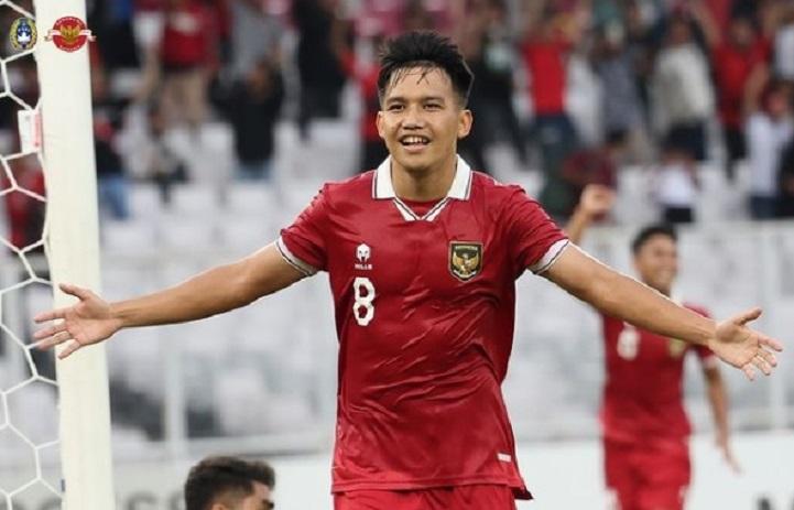 Witan-Sulaeman-mencetak-gol-dalam-laga-Piala-AFF-2022-antara-Timnas-Indonesia-vs-Kamboja.jpg