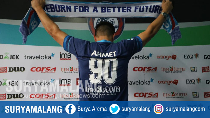 ahmet-atayew-diperkenalkan-sebagai-pemain-baru-arema-fc_20170808_155509.jpg