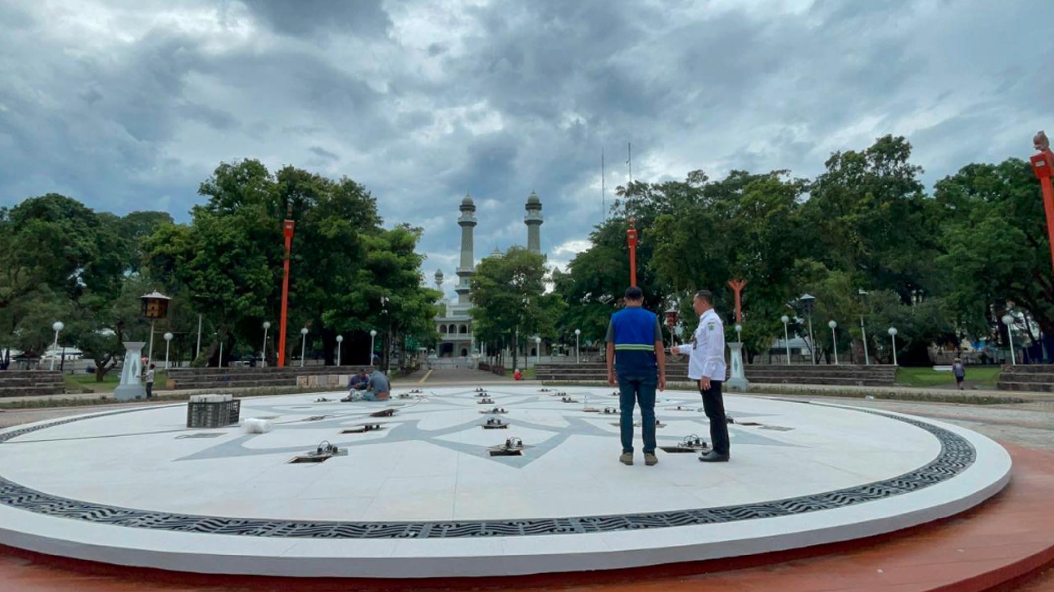 air-mancur-baru-alun-alun-merdeka-kota-malang.jpg