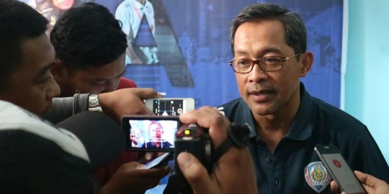 aji-santoso-arema-baru_20161230_095348.jpg