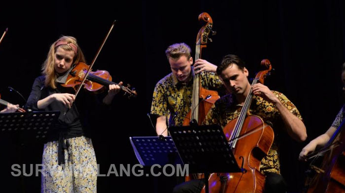 aksi-classical-concertby-pinarellodi-gedung-cak-durasim-surabaya.jpg