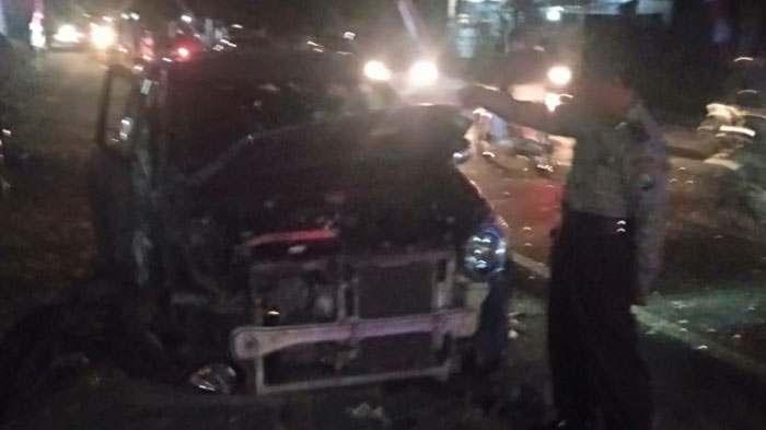 Bayi 2 Tahun Tewas dalam Kecelakaan Mobil Agya Vs Truk di Jalur Blitar-Kediri