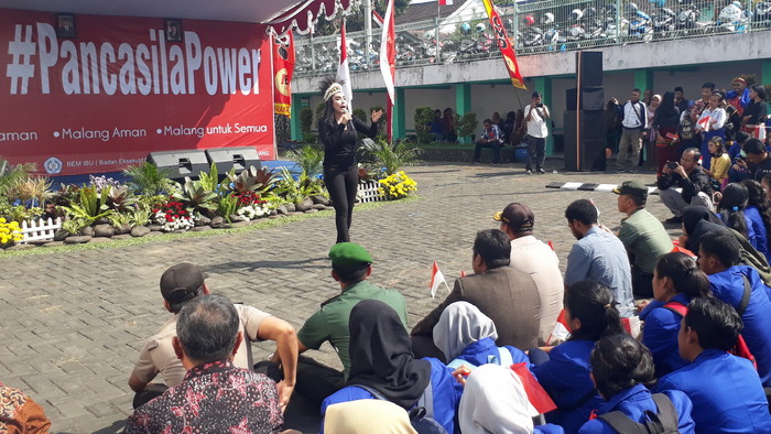 Rieke Dyah Pitaloka sampai Saidin Patiran asal Papua Barat Deklarasi di IKIP Budi Utomo Malang