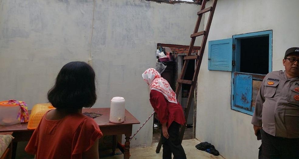 Angin Kencang Terjang 3 Desa di Singosari Kabupaten Malang, Sejumlah Rumah Warga Rusak