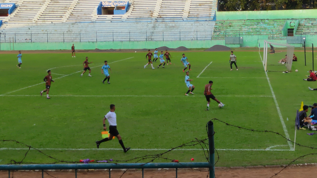 arema-fc-saat-menjalani-uji-coba-menghadapi-tim-porprov-kota-malang.jpg