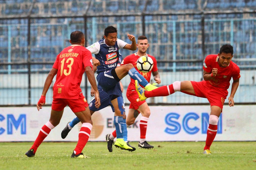 arema-fc-vs-barito-putra.jpg