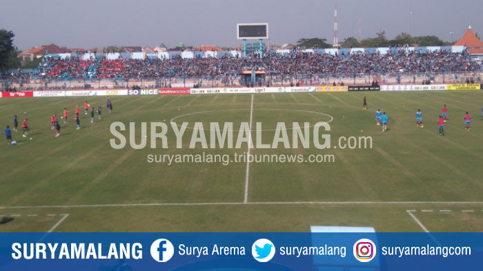 arema-v-persela_20170521_145843.jpg
