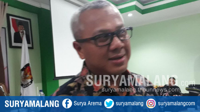 arief-budiman-ketua-kpu-ri-saat-di-aula-dindik-kota-malang-selasa-882017_20170808_201746.jpg